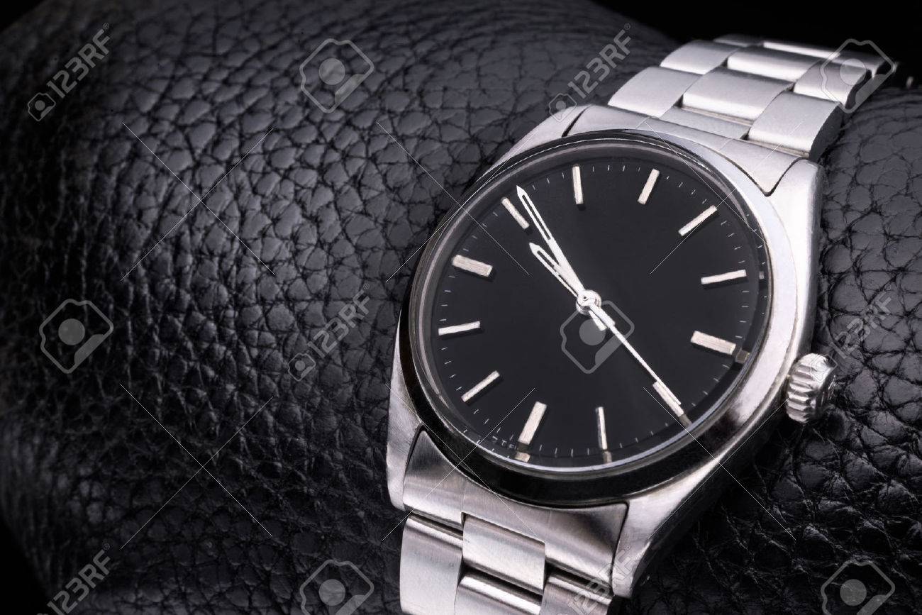 ラベルなしの美しい時計 の写真素材 画像素材 Image