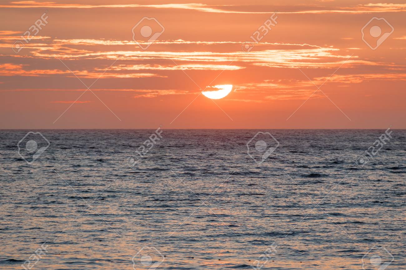 Beau Coucher De Soleil à Mancora Beach Mancora Pérou