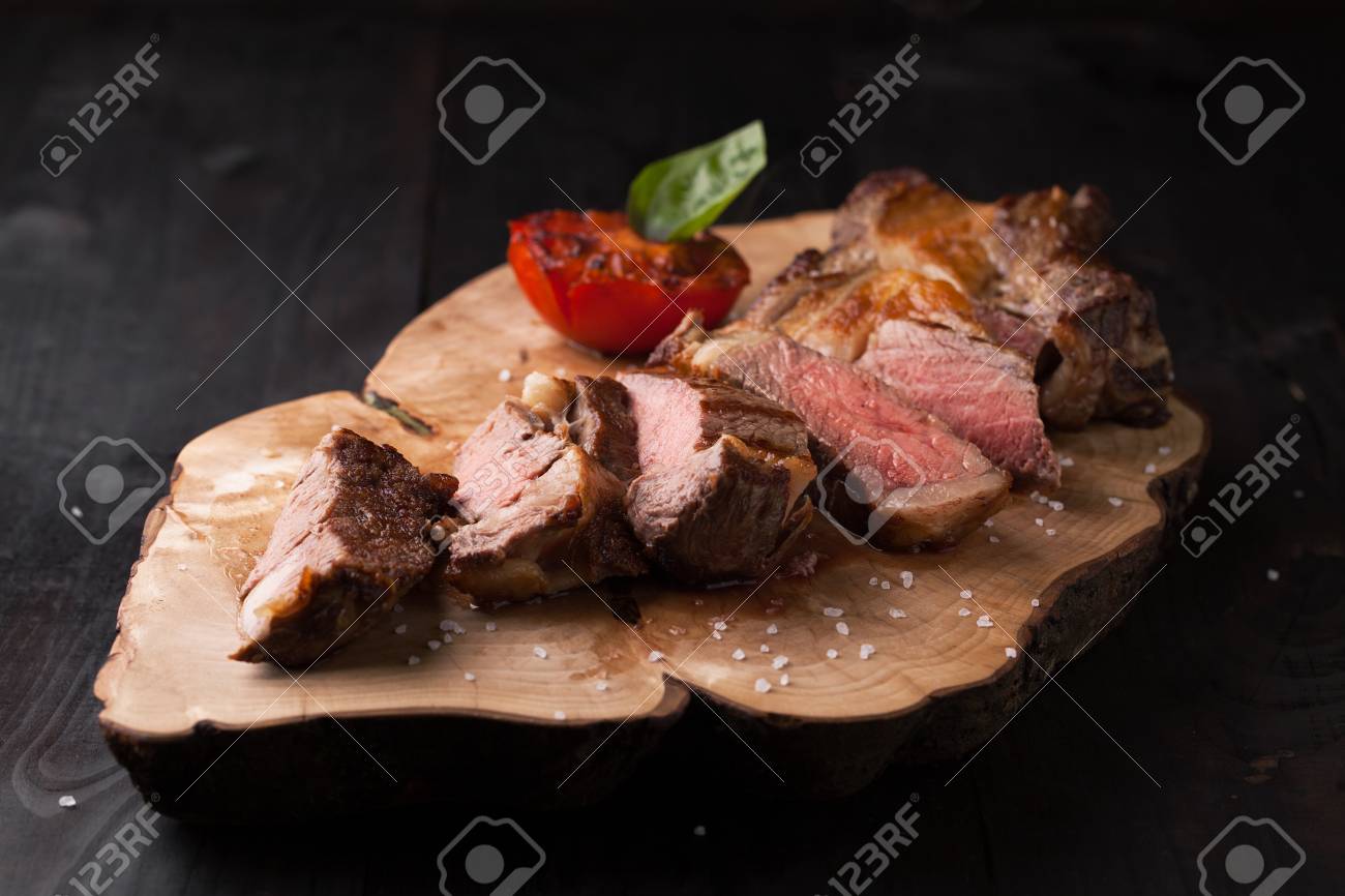 sliced medium rare grilled