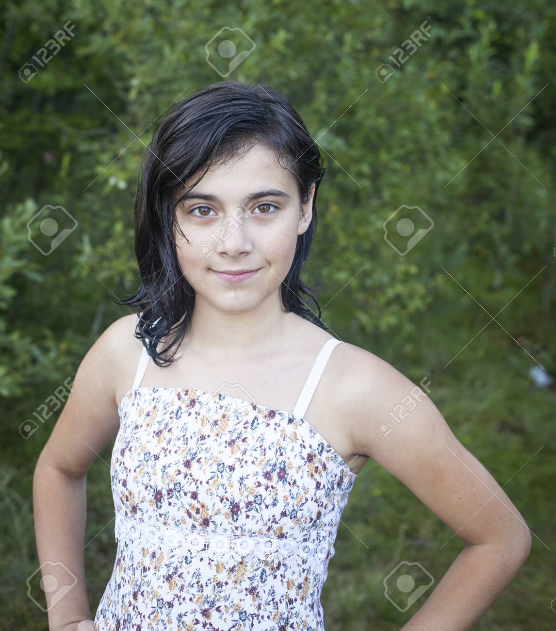 Pictures of women in tight short skirts sex sites British group anal