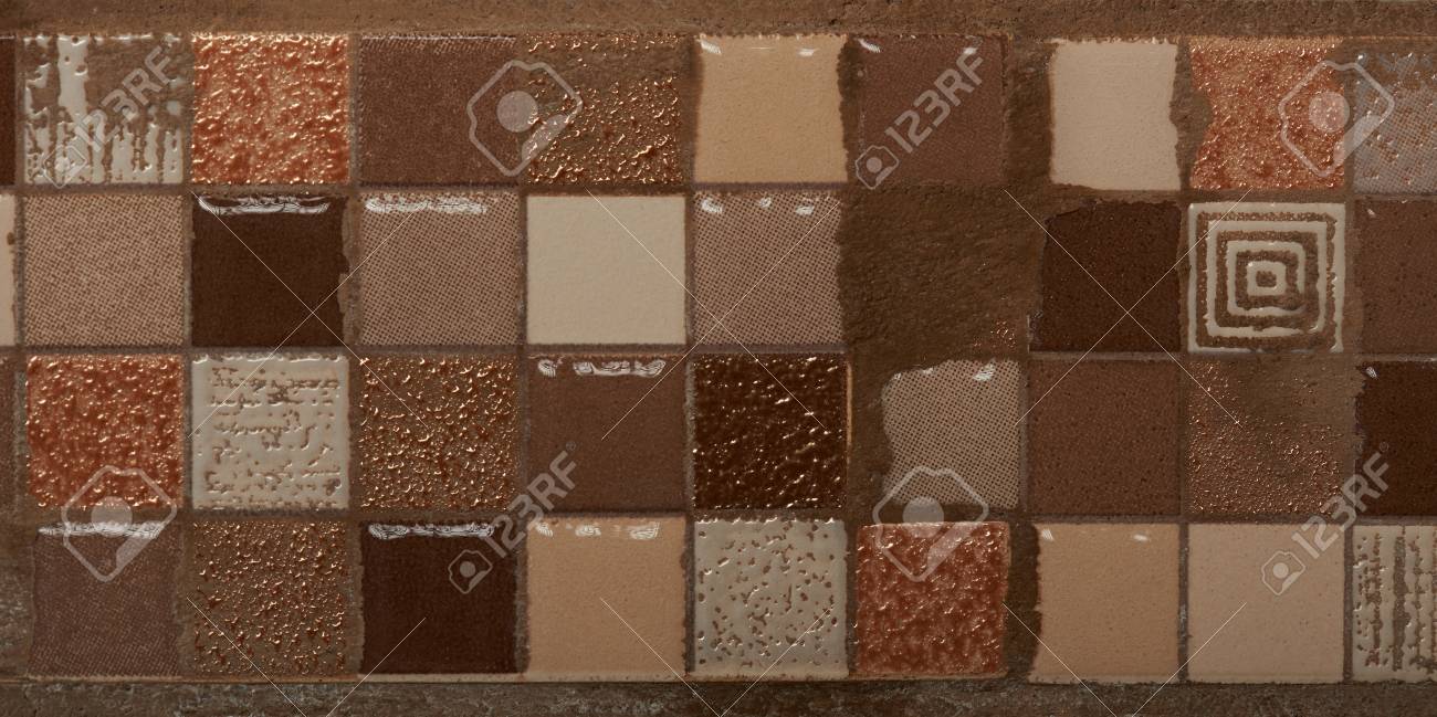 Pequenas Tejas Cuadradas Marrones De Ceramica Primer Plano