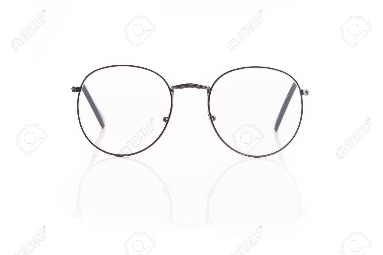 round trendy glasses