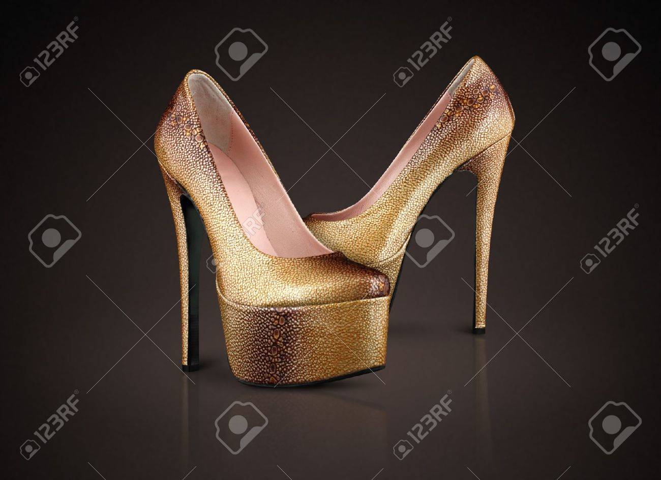 zapatillas de tacon alto