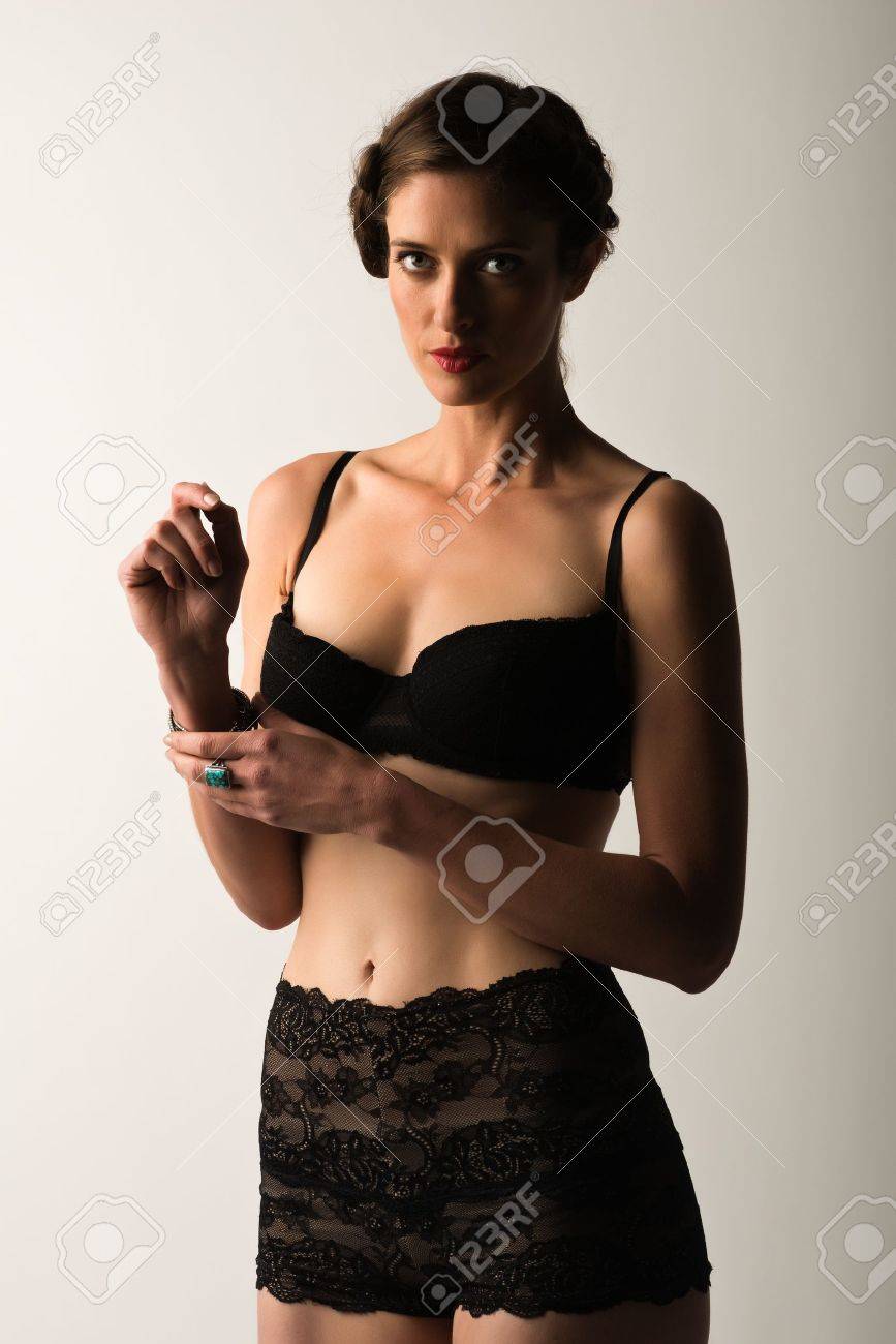 mature slender bruntte Big boobs chubby amature