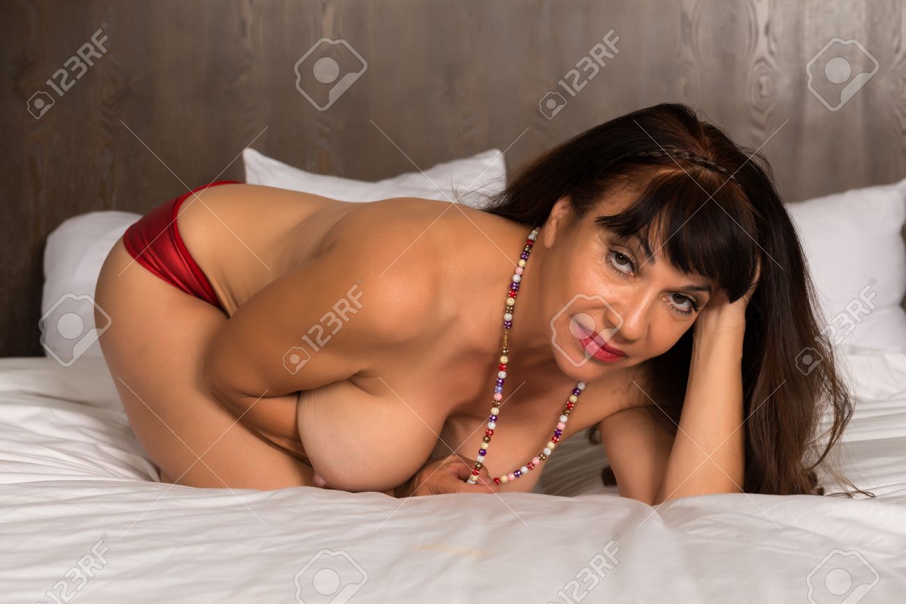 Female masturbation porn pix boobs bikini contest