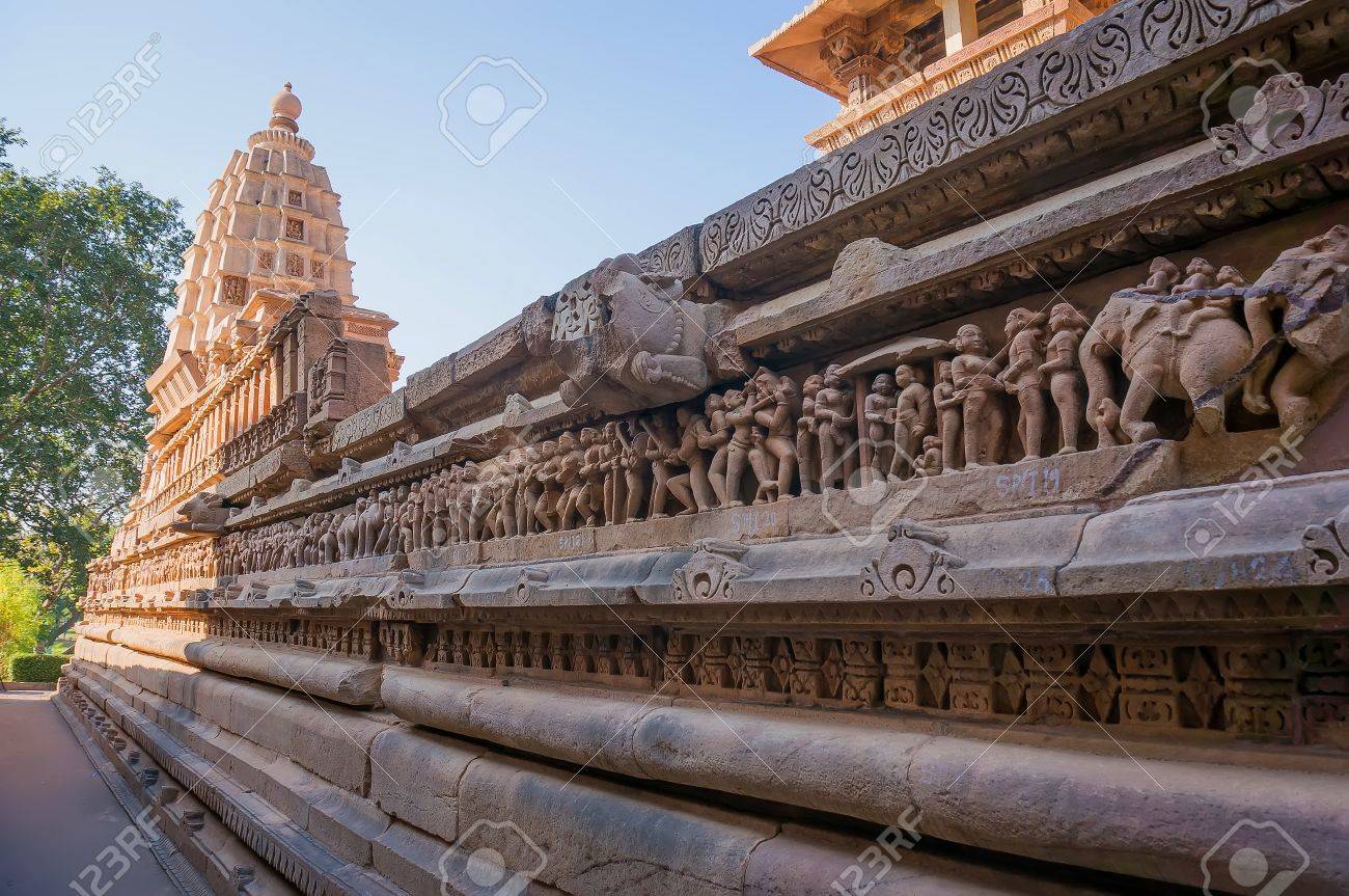 La Pared Del Templo Con Las Figuras Sin Erotismo Y Sexo Cierrese
