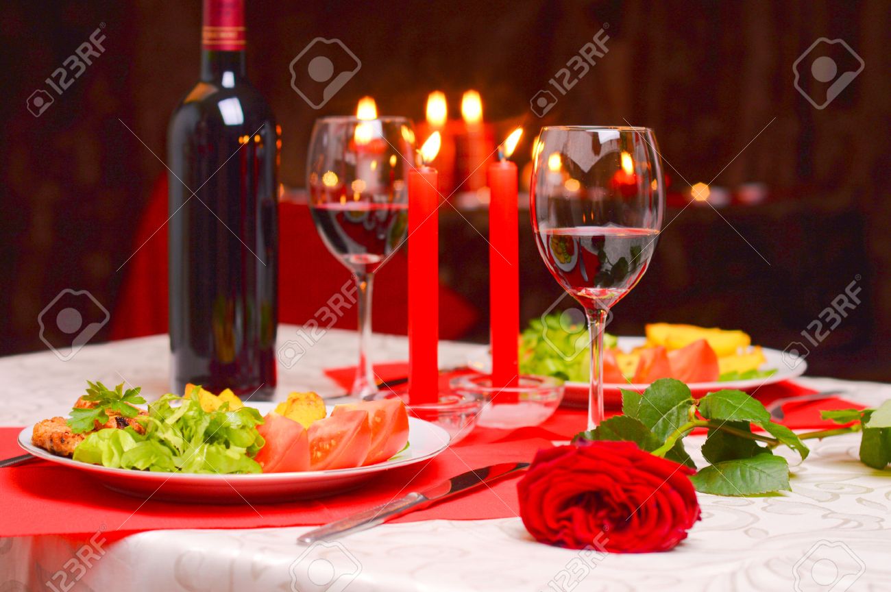 Результат пошуку зображень за запитом "romantic dinner"