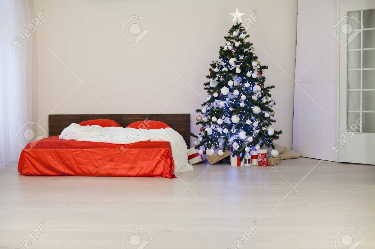 正月クリスマス白い部屋は赤い装飾クリスマス ツリー の写真素材 画像素材 Image 2169 正月クリスマス白い部屋は赤い装飾クリスマス ツリー の写真素材 画像素材 Image 2169