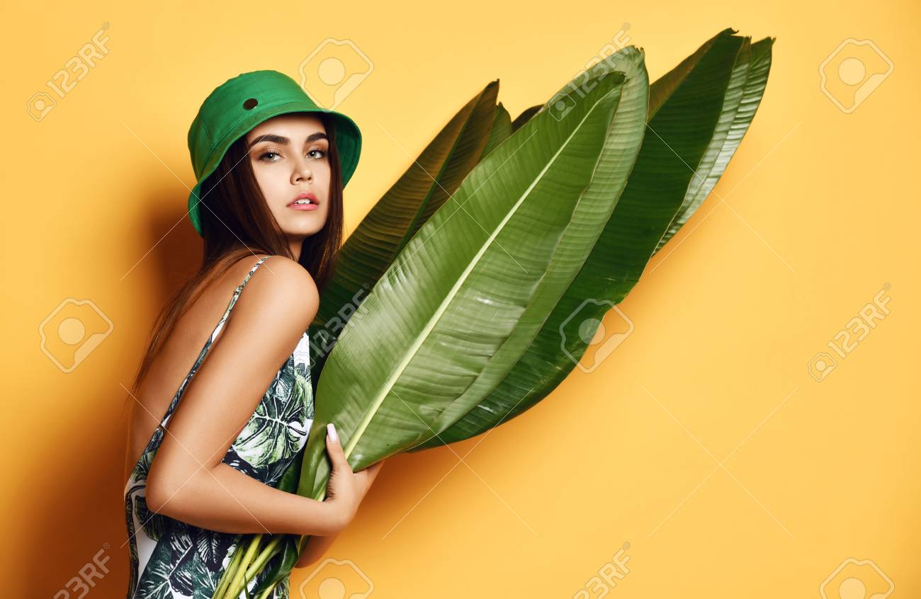 banana leaf clothes