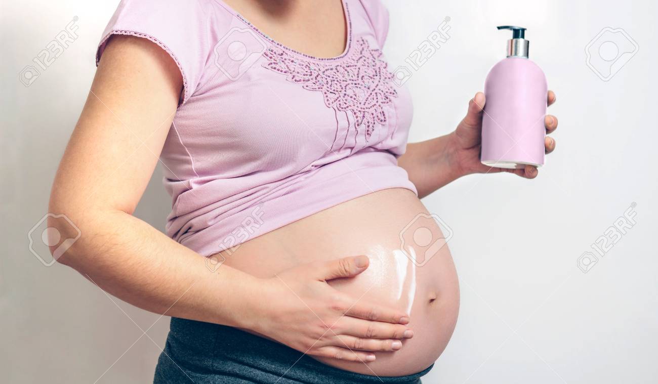 pregnant lady stretch marks cream