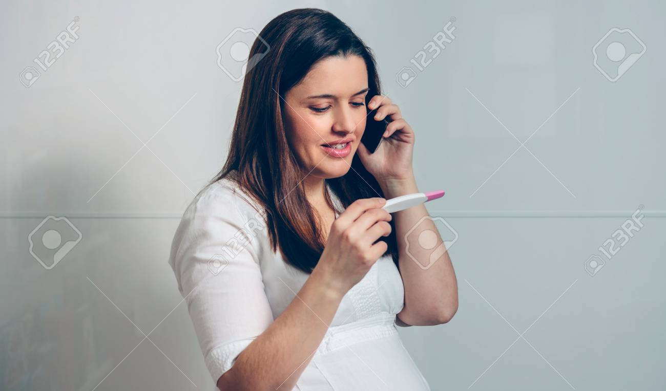 Беременность мемы приколы. Надо серьезно поговорить. Пара готовится к зачатию. Фотосессия говоришь о беременности. Когда узнала что беременна.