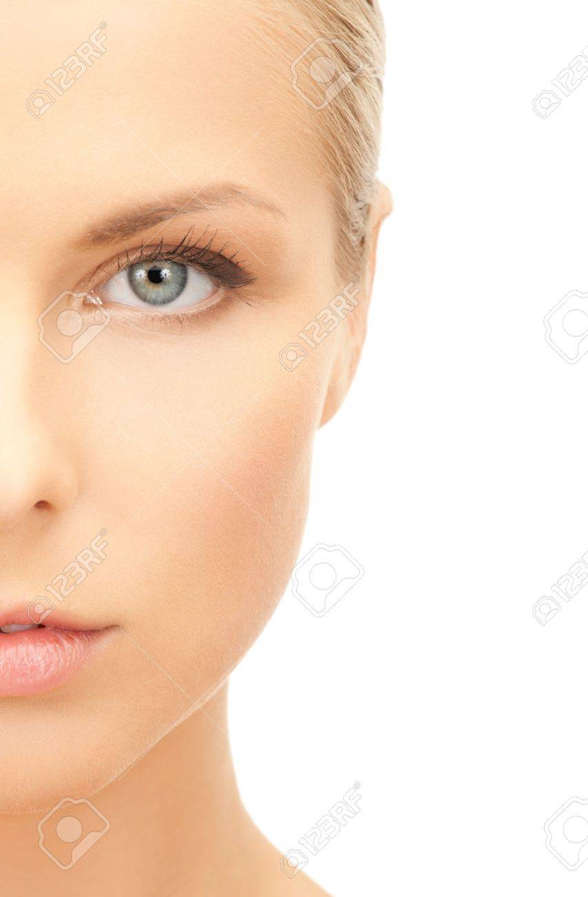 portrait of half face of beautiful woman - 19611642 portrait of half face of beautiful woman - 19611642