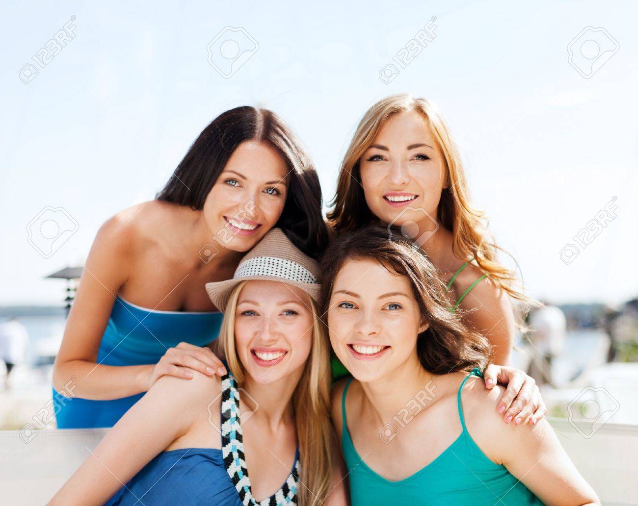 grupo de chicas