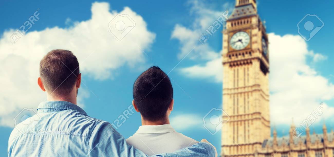 couple has sex in clock tower Alicia silverstones boobs