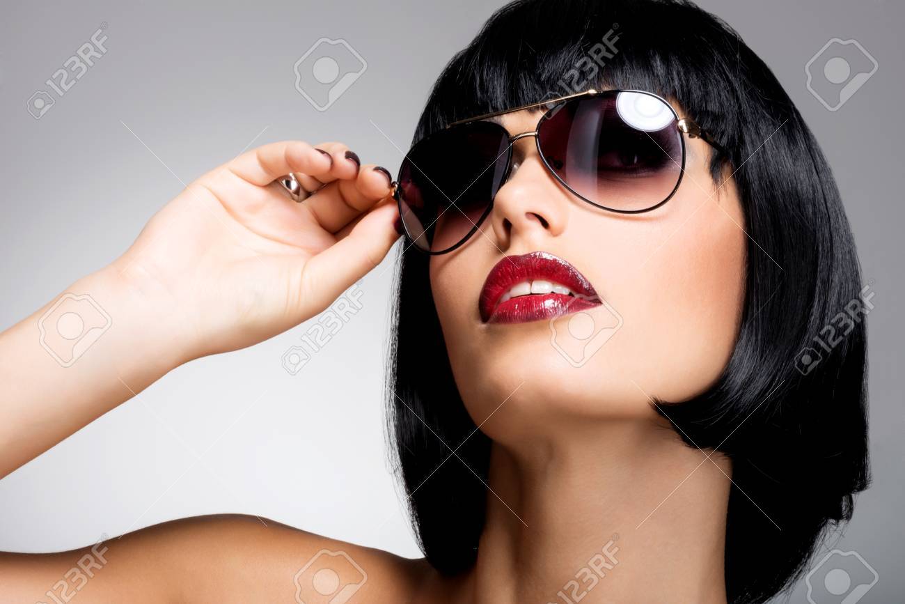 avec lunettes soleil