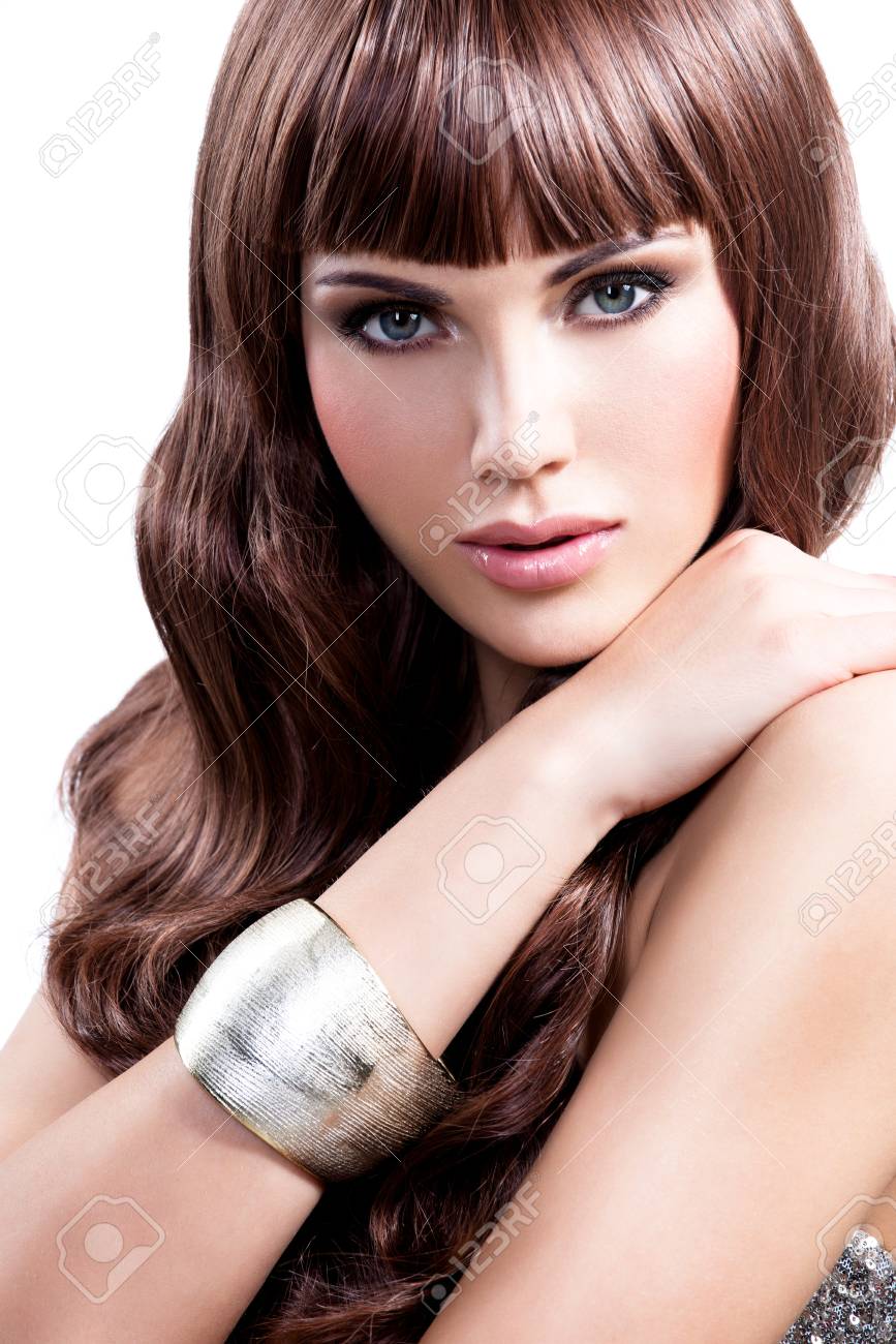 Hubsches Madchen 14 Braune Haare Hubsches Madchen Mit Langen Roten Haare Tragen Braune Hemd Mode 2020 01 26