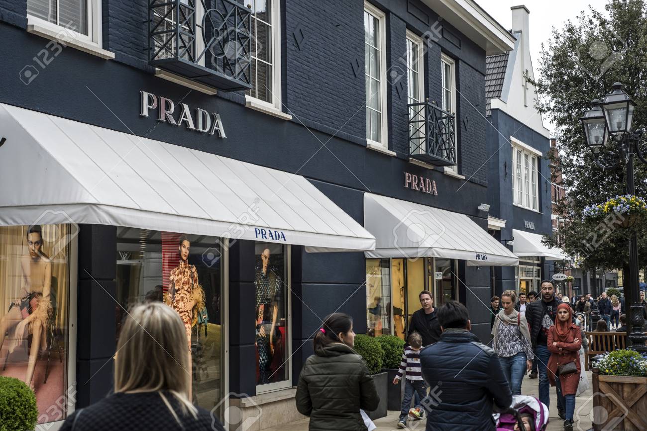 prada designer outlet