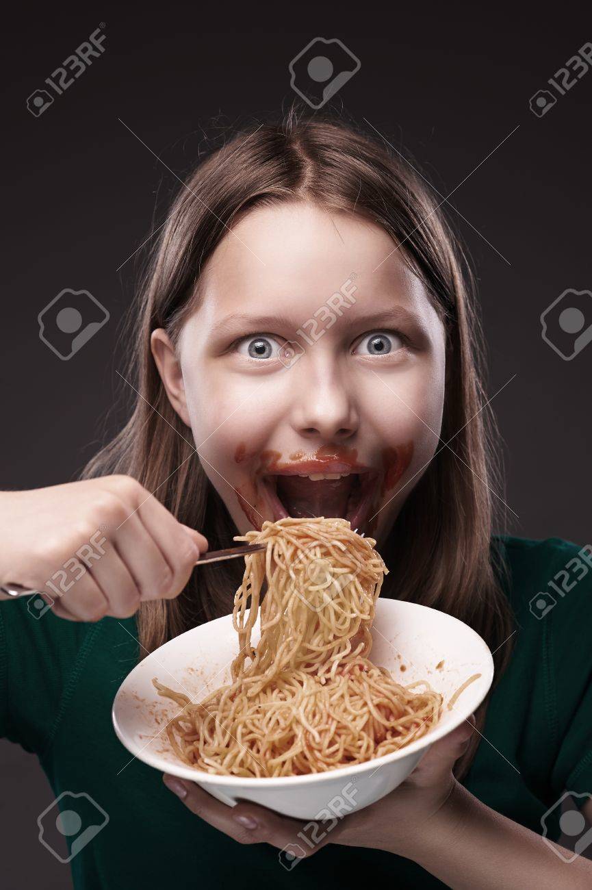 Teenager nudeln