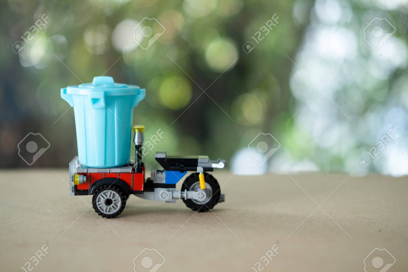 tricycle miniature
