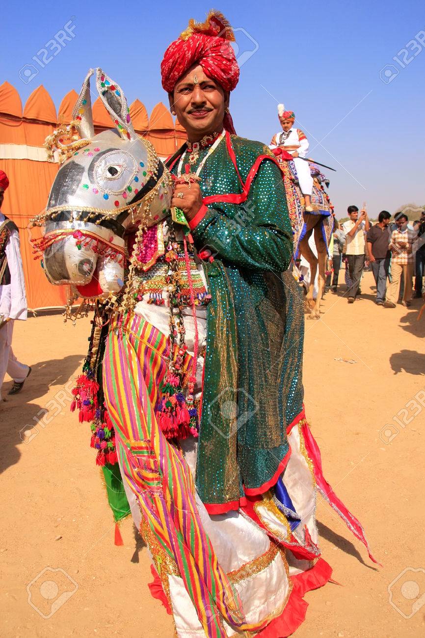 Indiens Traditionnels Les Habits Indiens Habits Traditionnels Des