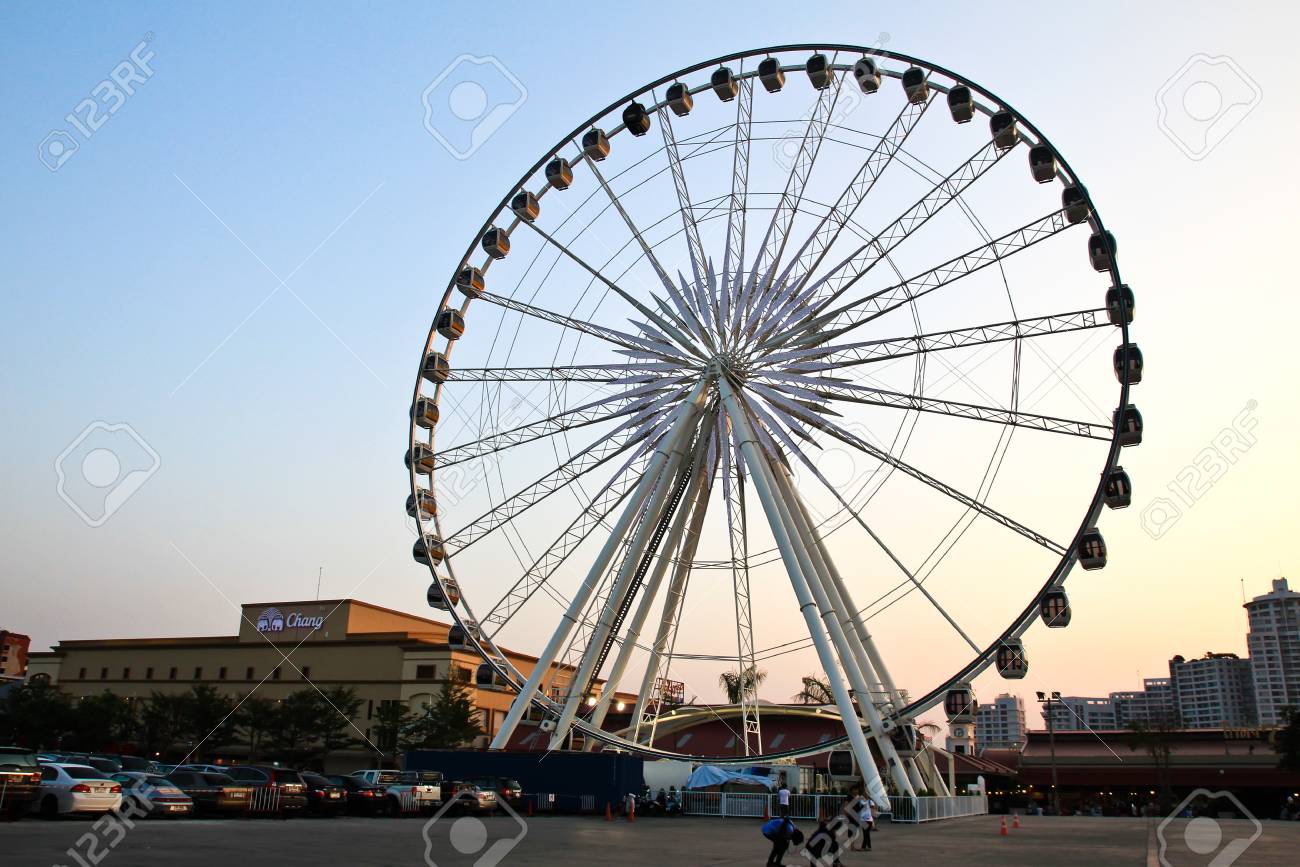 バンコク 3 月 14 日 大きな観覧車 Asiatique タイ バンコクにて 13 年 3 月 14 日にリバー フロント工場地区で 以上 500 ファッション ブティックで工場地区の Asiatique ザ リバー フロントを収容します の写真素材 画像素材 Image バンコク 3 月 14 日 大きな観覧車 Asiatique タイ バンコクにて 13 年 3 月 14 日にリバー フロント工場地区で 以上 500 ファッション ブティックで工場地区の Asiatique ザ リバー フロントを収容します の写真素材 画像素材 Image