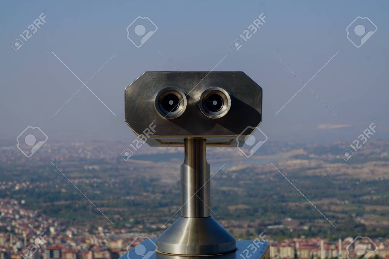 sightseeing binoculars