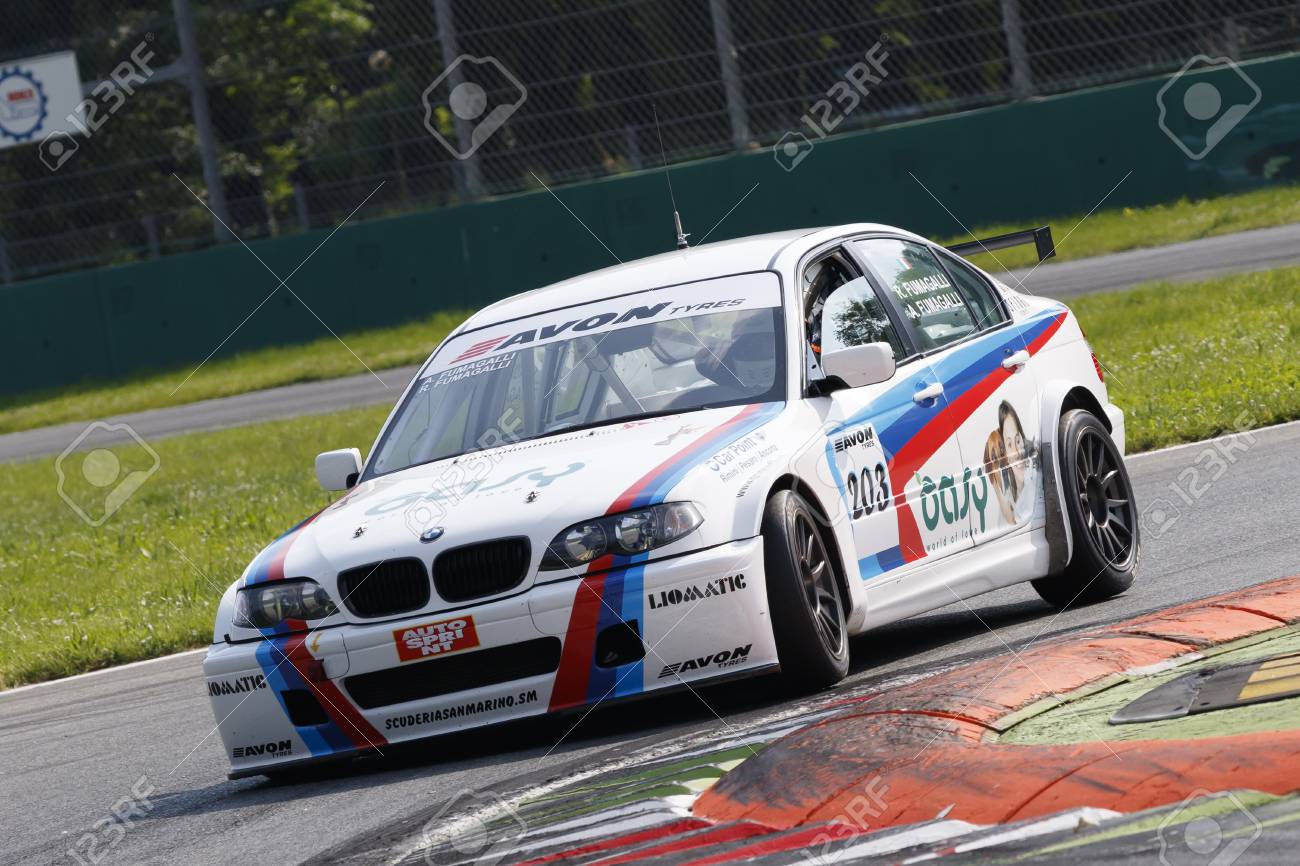 Monza, Italy - May 30, 2015: Bmw 320i E46 Of Zerocinque Team, Driven By  FUMAGALLI Alberto E Riccardo During The C.I. Turismo Endurance - Race In  Autodromo Nazionale Di Monza Circuit On, image size:1300x866