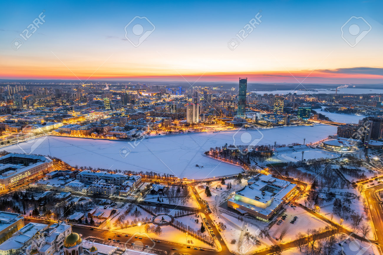 Ajoyib lezbiyen porno videolarini tomosha qiling