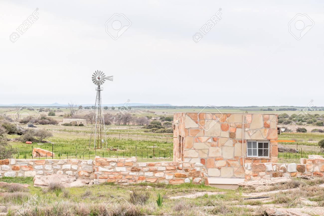 Nieuwoudtville Sudafrika 12 August 15 Fruher Morgen An Den Campingplatzen An Groenrivier Bauernhof Jeder Standort Hat Seinen Eigenen Privaten Waschblock Lizenzfreie Fotos Bilder Und Stock Fotografie Image