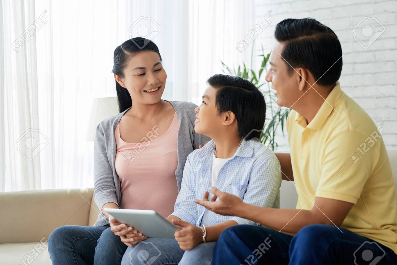 Family spending time together - 116458638 Family spending time together - 116458638