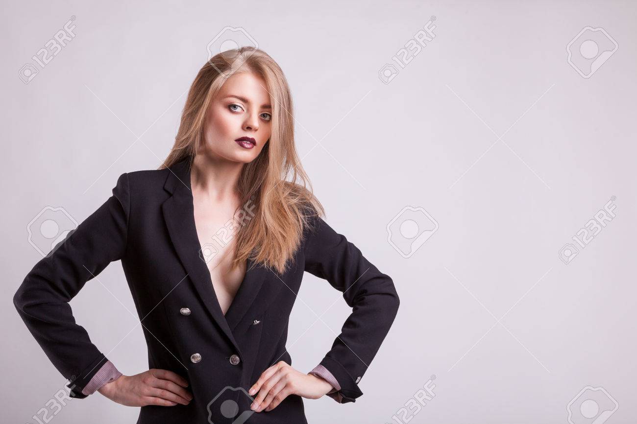 giacca e cravatta donna