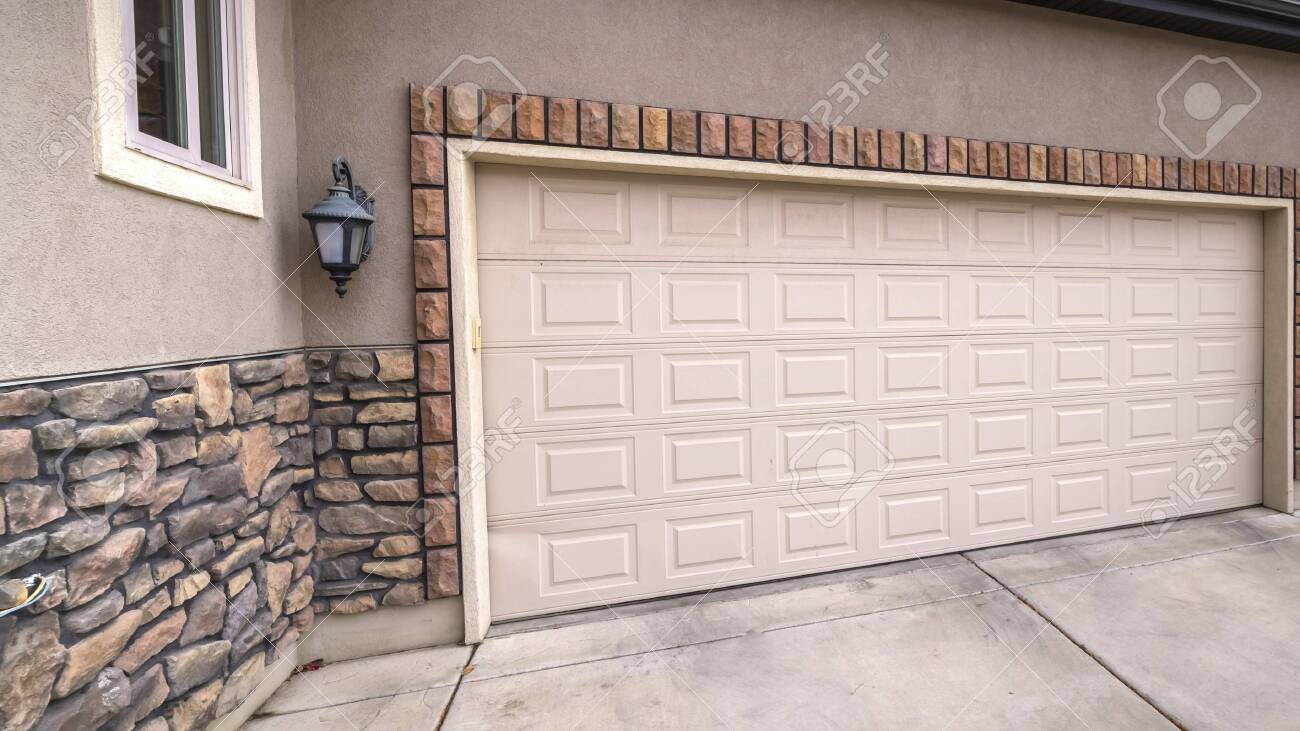 wooden single garage