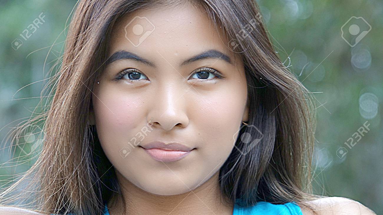 かわいい女性の顔 の写真素材 画像素材 Image