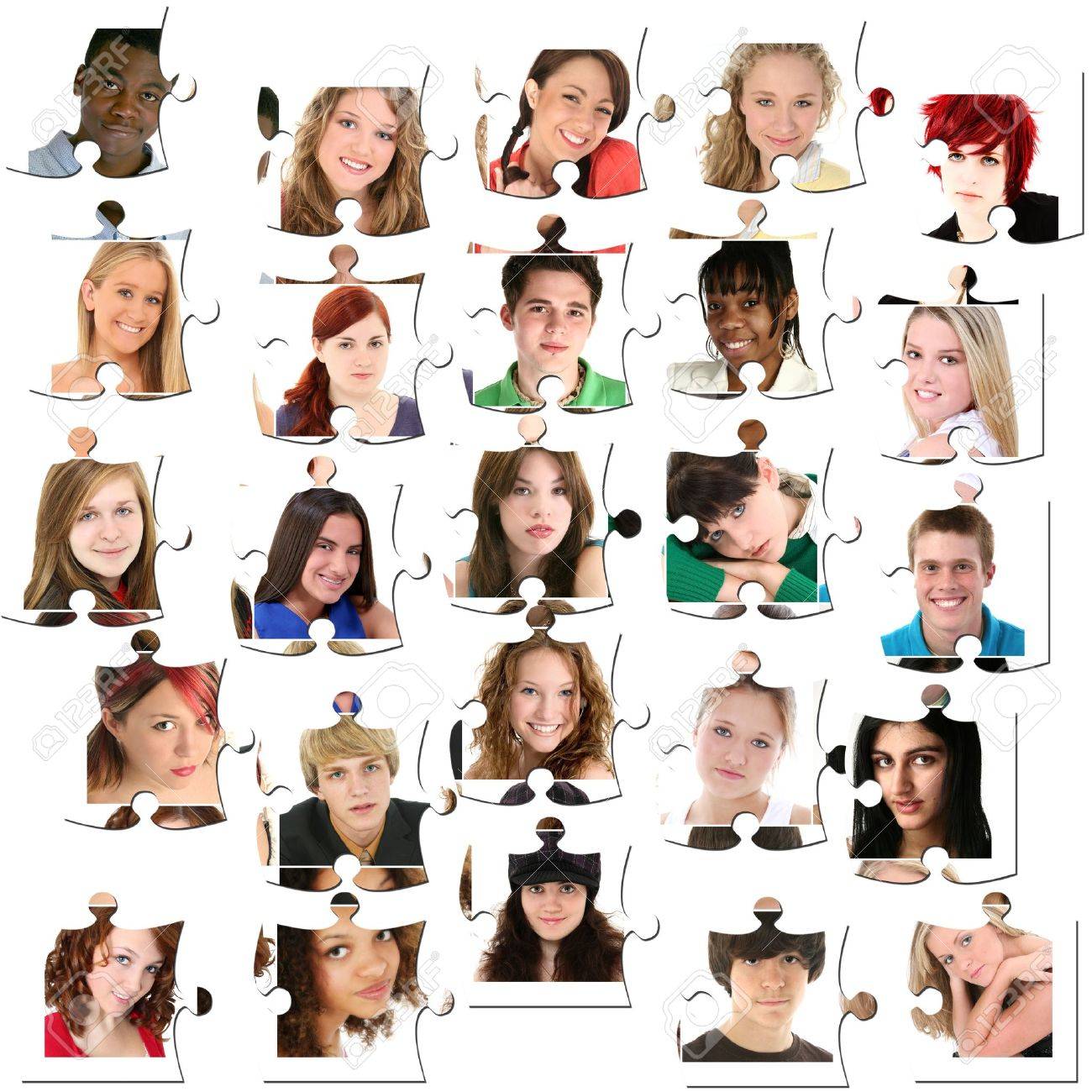 10 代の若者 若い人々 の 5 顔のさまざまな年齢の 16 18 にパズルのピース の写真素材 画像素材 Image