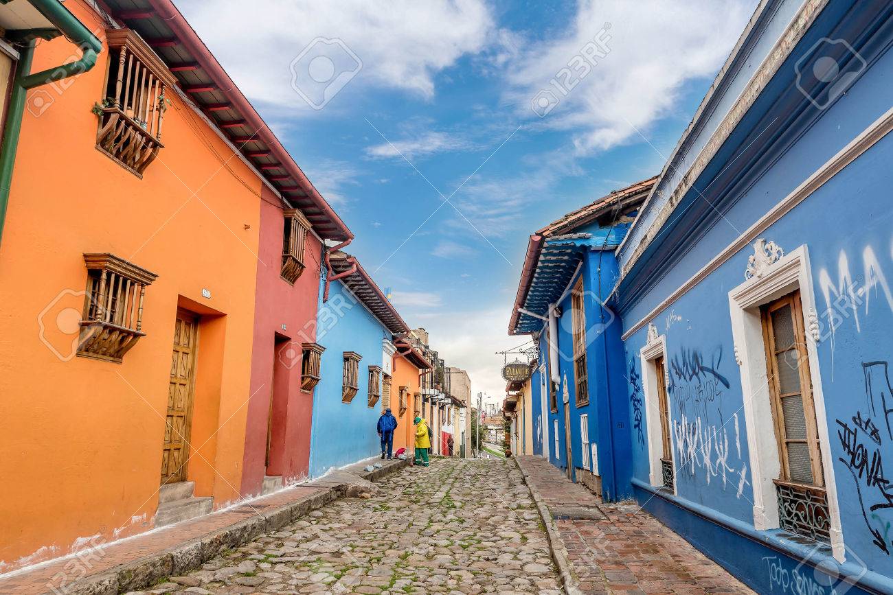 La Candelaria Bogotá, Colombia Fotos, Retratos, Imágenes Y Fotografía De Archivo Libres De Derecho. Image 79557767.