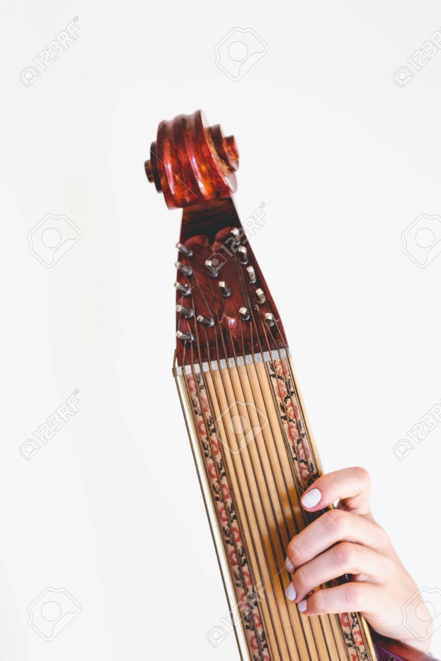 55弦バンドゥーラBandura