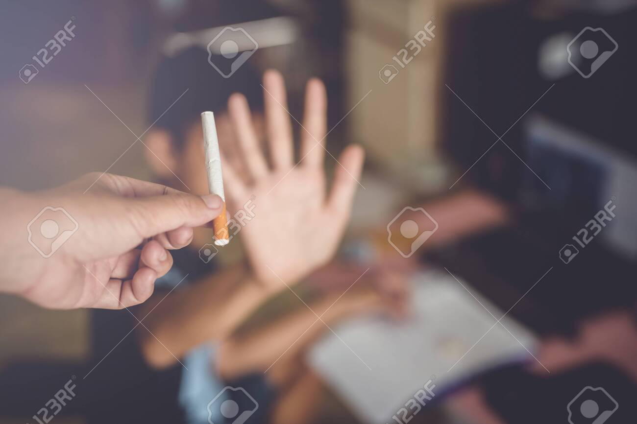 The girl travels with luggage by train station and takes a scenic view. Travel ideas., World Tobacco Day. - 151027369 The girl travels with luggage by train station and takes a scenic view. Travel ideas., World Tobacco Day. - 151027369