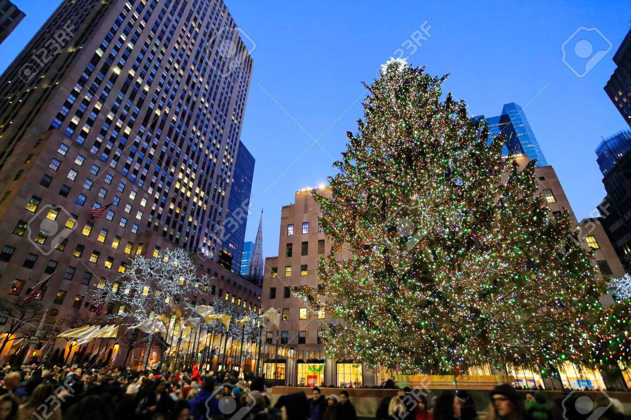 ロックフェラーのクリスマス ツリー マンハッタンのクリスマス シーズン の写真素材 画像素材 Image