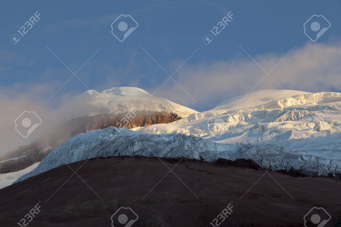 Cotopaxi, Yanasacha and glacier seen from the refuge - 42212378