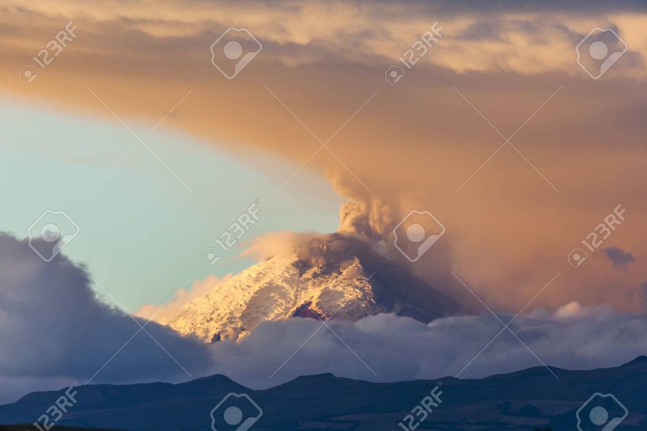 Cotopaxi volcano eruption seen from Quito, Ecuador - 62192987