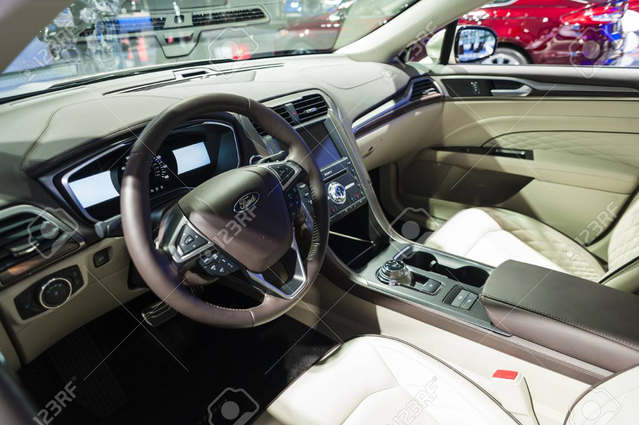 New York Usa March 23 2016 Ford Fusion Platinum Interior