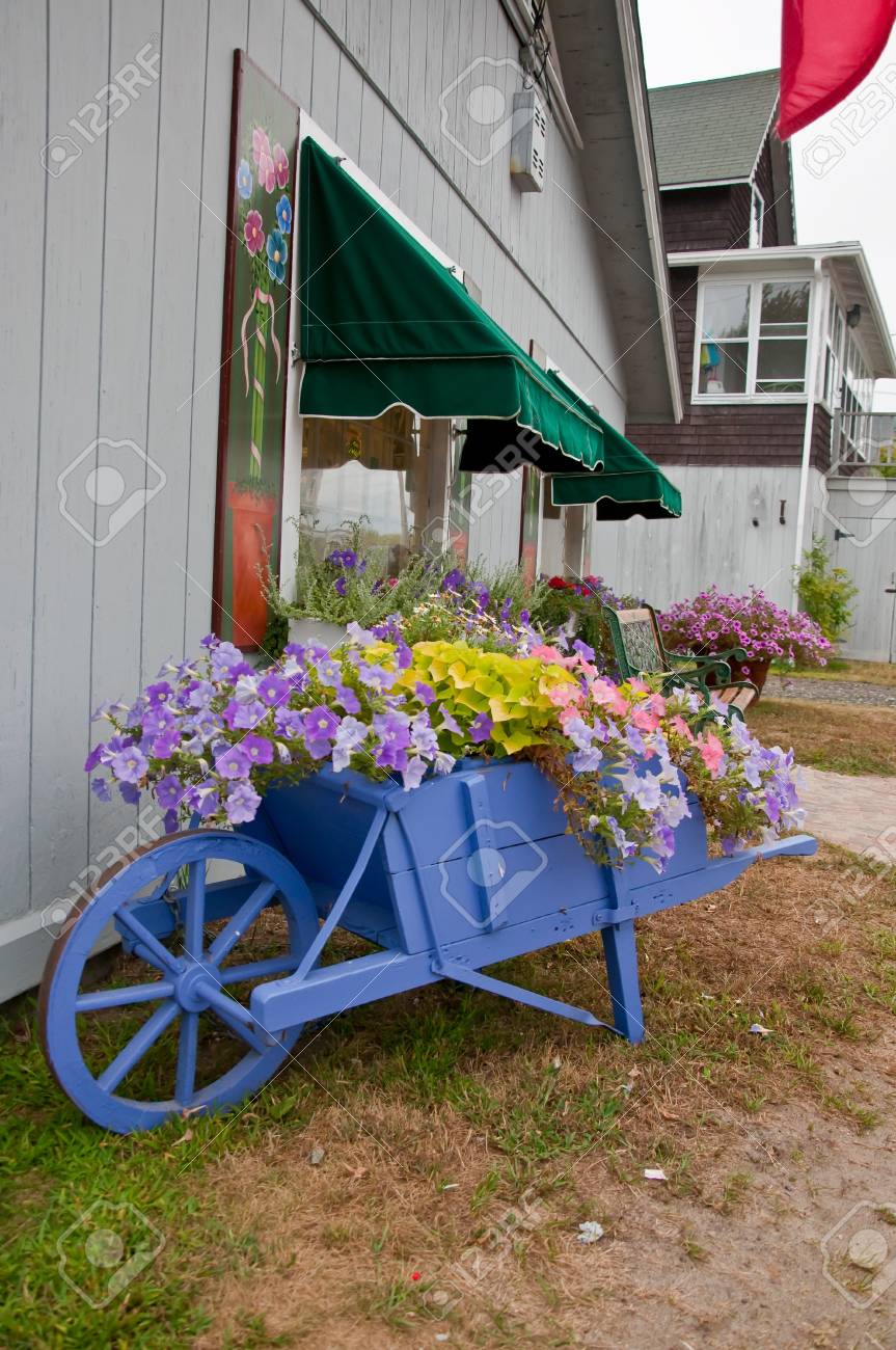 La Nouvelle-Angleterre Décoration Extérieure Dans Le Maine, Etats ... La Nouvelle-Angleterre Décoration Extérieure Dans Le Maine, Etats ...
