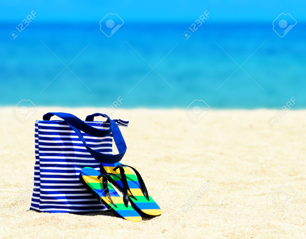 Concept Accessoires De Plage De Vacances Dété
