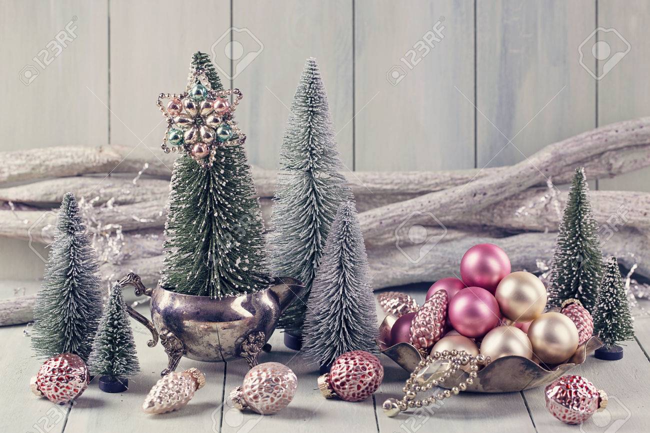 パステル カラーのクリスマスの装飾 の写真素材 画像素材 Image
