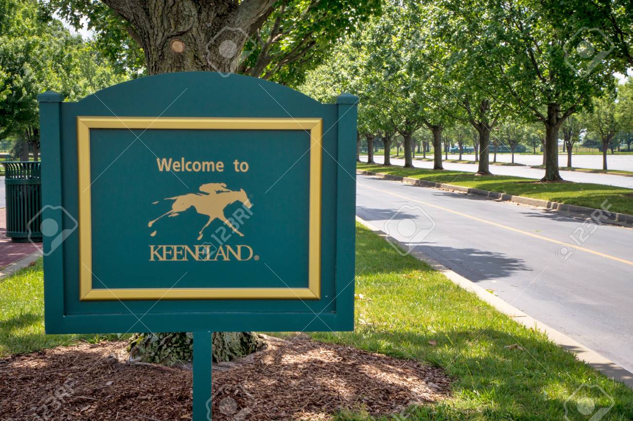 レキシントン ケンタッキー州 米国 15 年 6 月 2 日 キーンランド競馬場は 10 月に 15年ブリーダーズ カップを開催する準備を行います の写真素材 画像素材 Image レキシントン ケンタッキー州 米国 15 年 6 月 2 日 キーンランド競馬場は 10 月に 15年ブリーダーズ カップを開催する準備を行います の写真素材 画像素材 Image