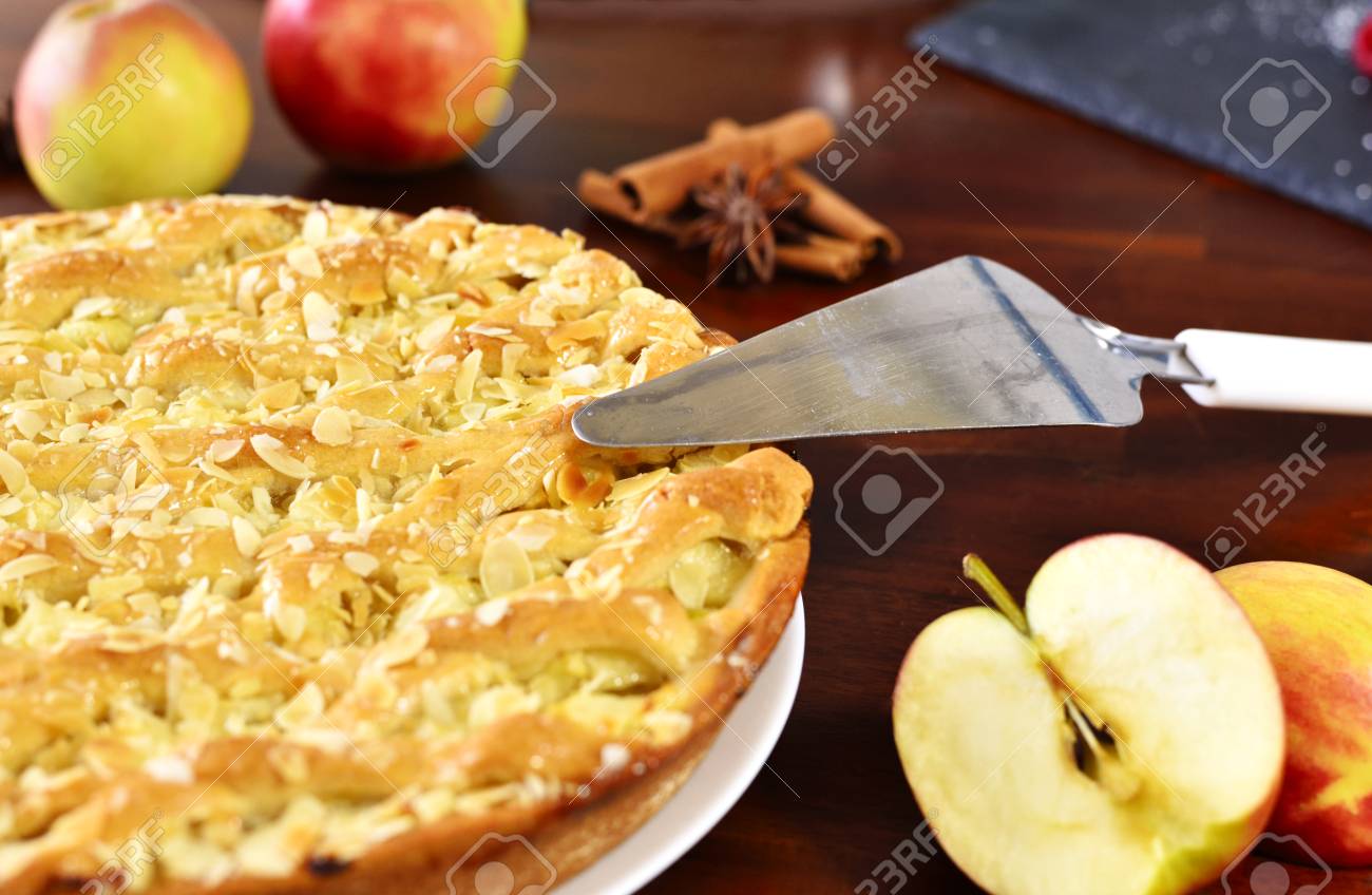 Delicieuse Tarte Aux Pommes Ou Un Gateau Aux Pommes Avec Des