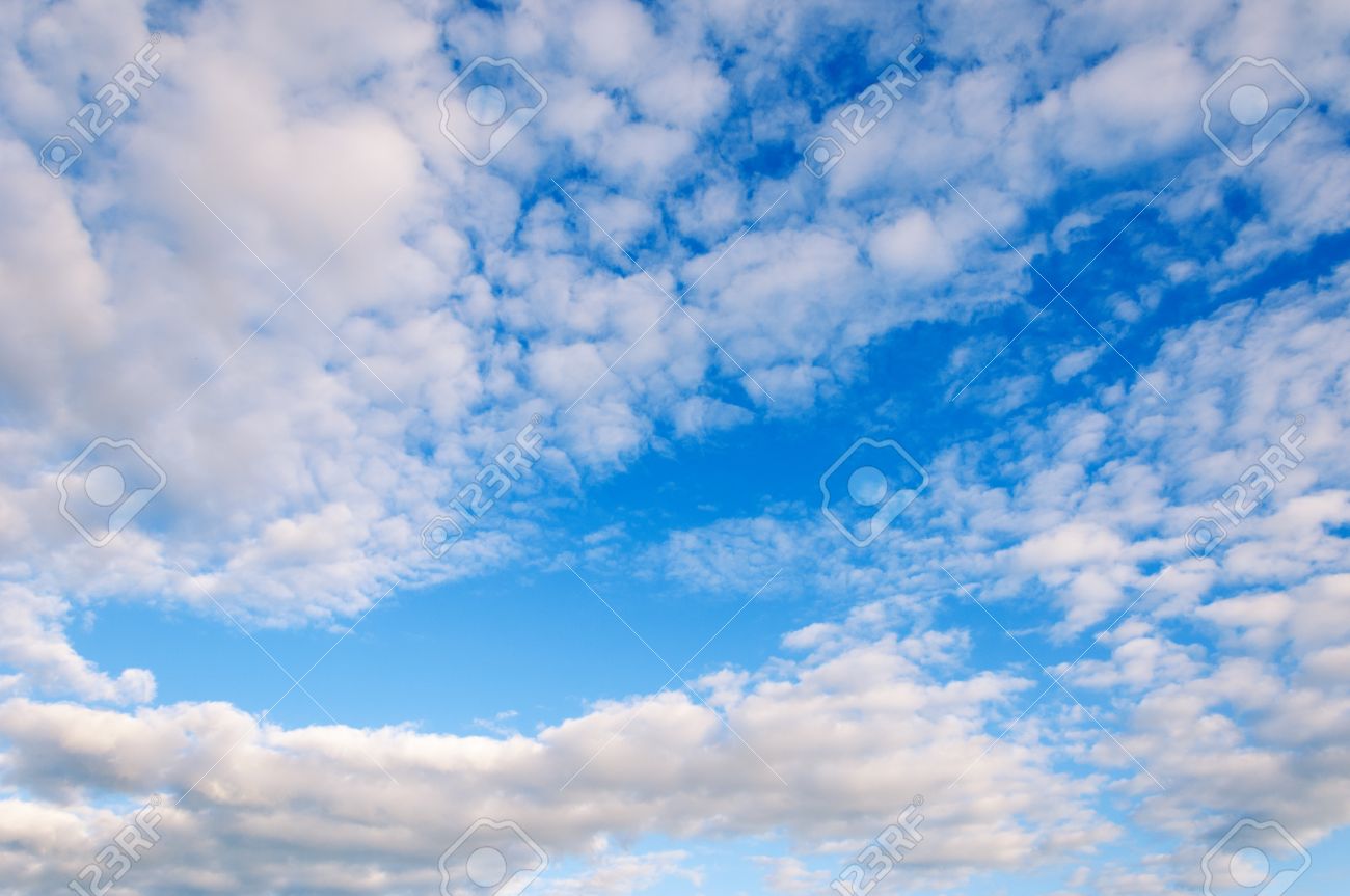 空の雲のテクスチャ 背景 劇的な綿菓子空雲テクスチャ背景 の写真素材 画像素材 Image