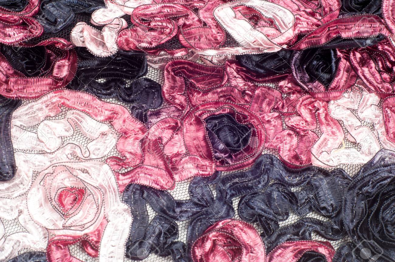 Banque d\u0027images , Motif de fond de texture. Dentelle en tissu, fleurs brodées de tresse, fleurs noires et blanches noires.
