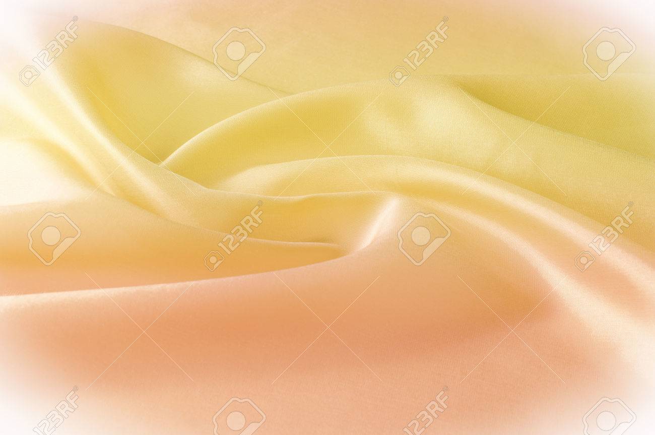 ファブリックのテクスチャ背景 ベージュのファブリック セピア色パステル イエロー クリーム ベージュの色合いのシルクの織物壁紙模様背景 素敵な自然テクスチャ織物 の写真素材 画像素材 Image