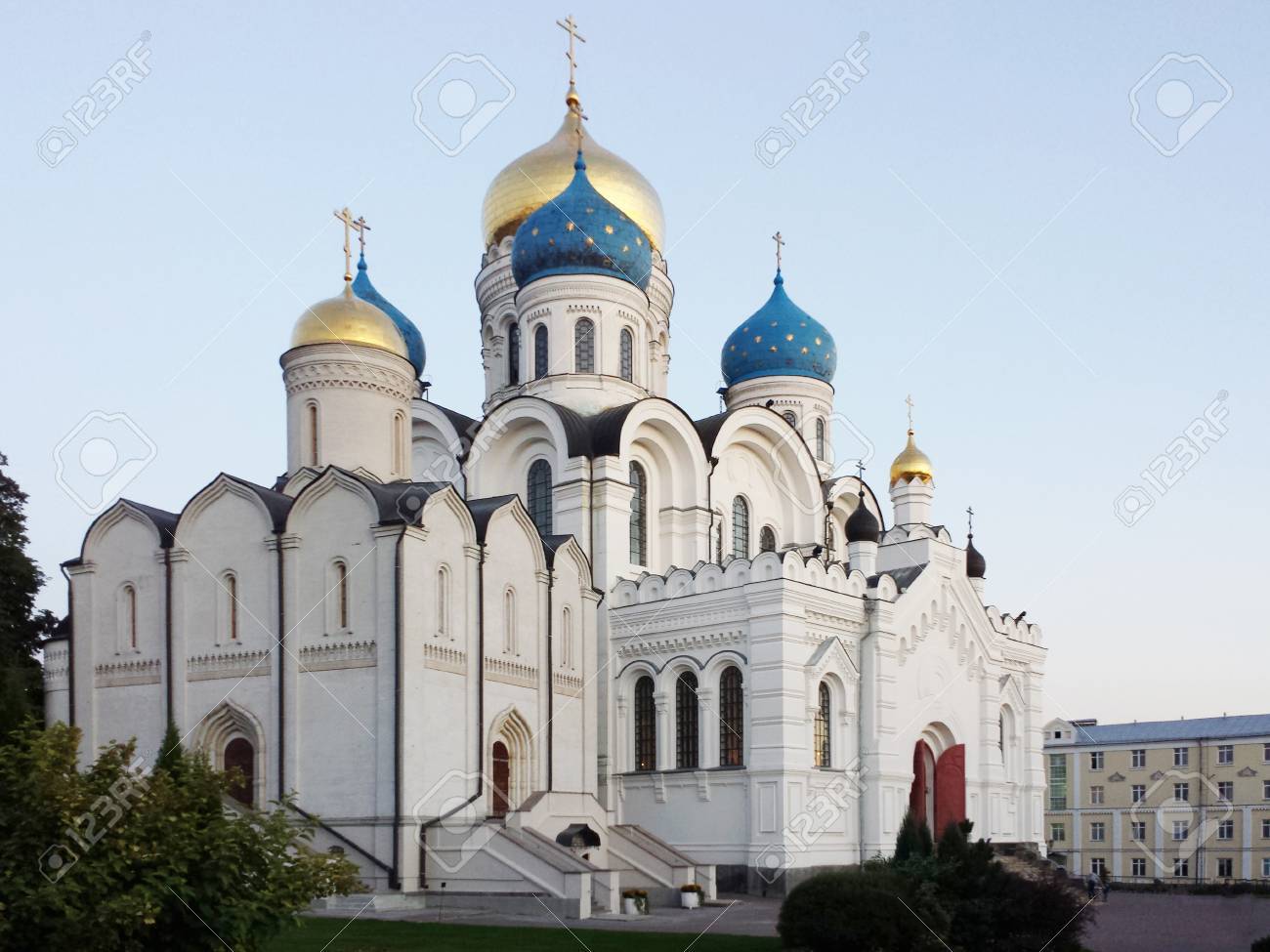 What was the typical medieval monastery Famous Orthodox churches What was the typical medieval monastery Famous Orthodox churches